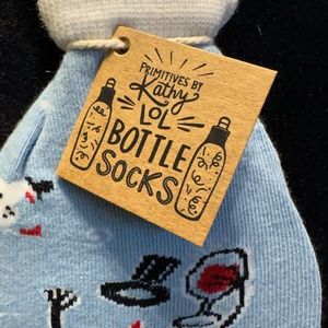 Christmas Cheer LOL Snowmen Bottle Socks by Primitives by Kathy